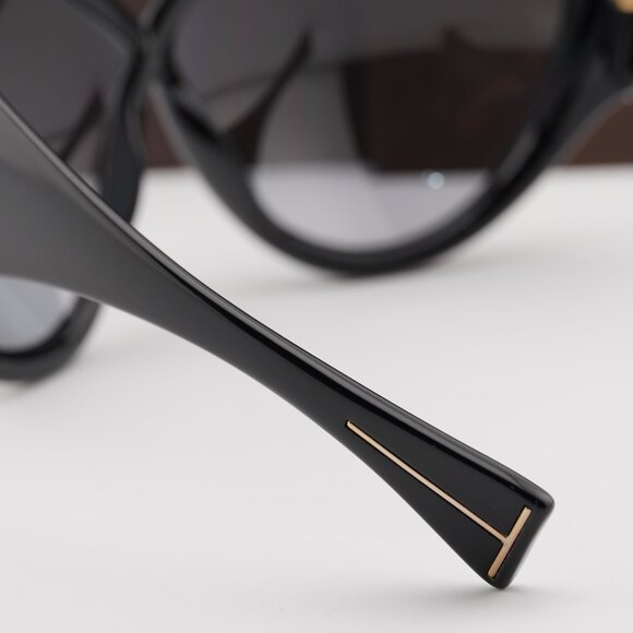 Tom Ford FT0219 DAPHNE 01A Butterfly Sunglasses - Black\Grey - Picture 5 of 9